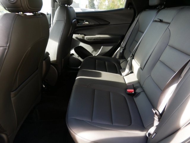 Used 2023 Chevrolet TrailBlazer ACTIV w/ Convenience Package AWD/4WD image 24
