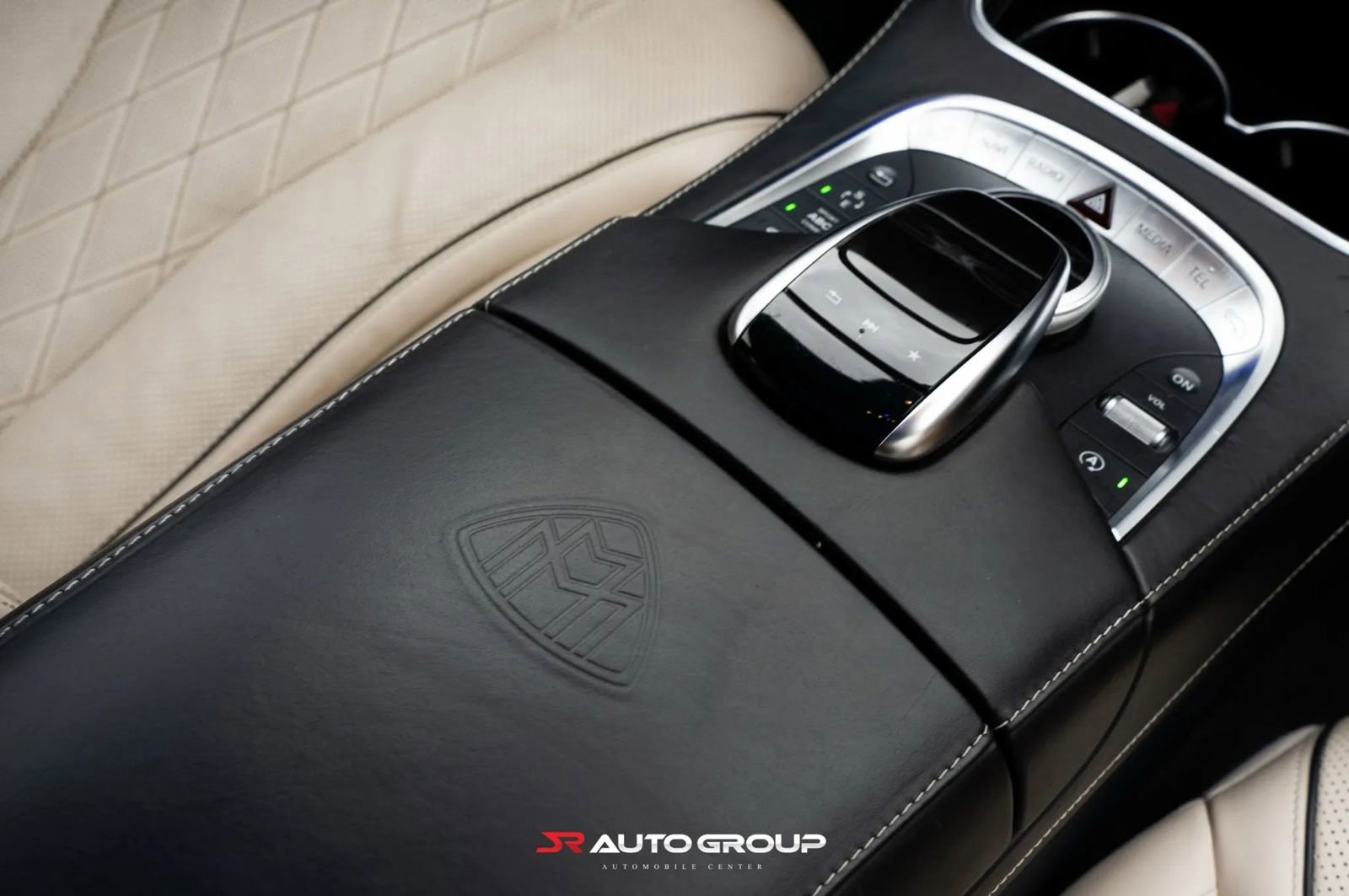 Used 2017 Mercedes-Benz Maybach S 600 image 23