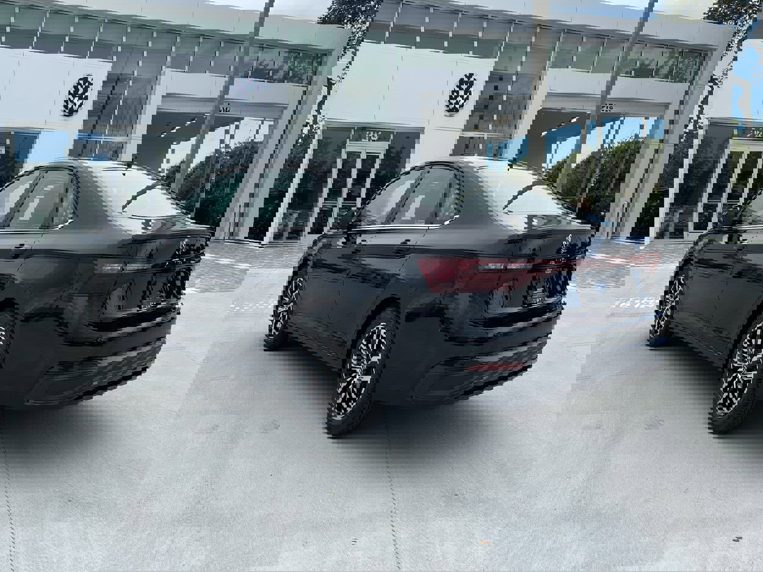 New 2025 Volkswagen Jetta SE image 5