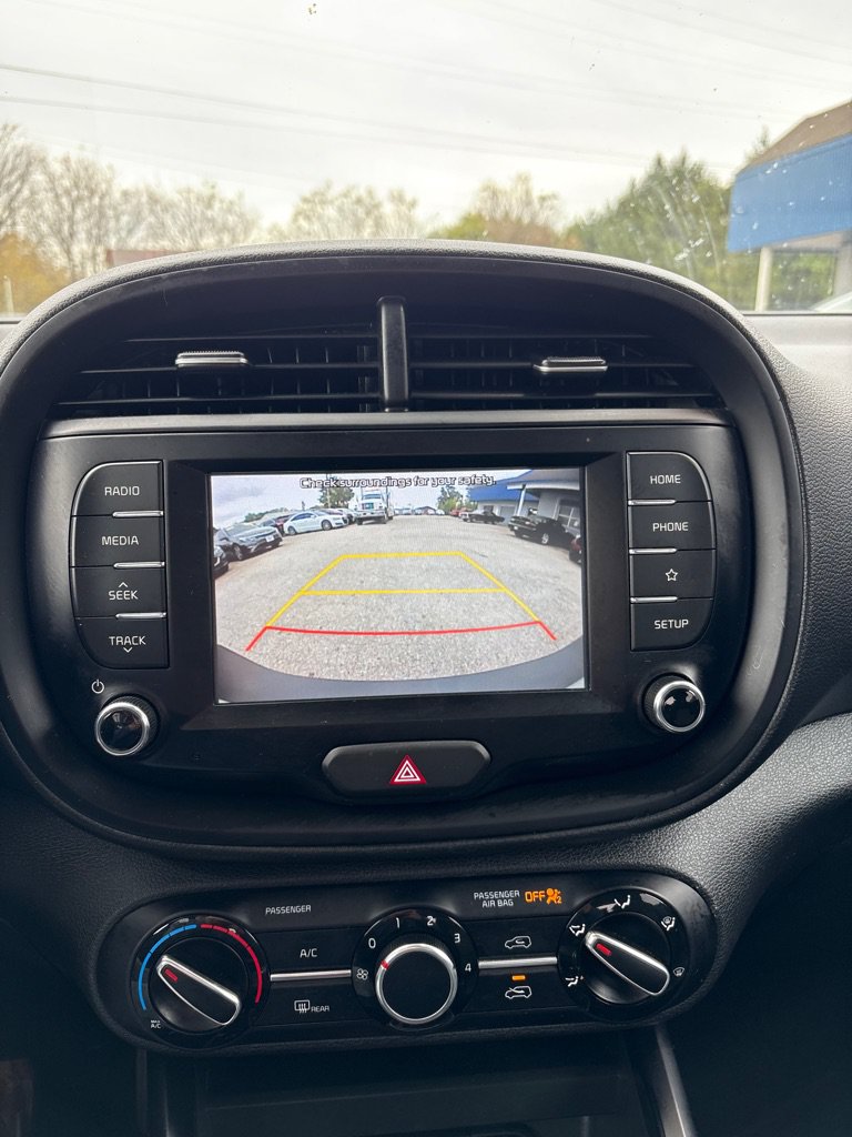 Used 2021 Kia Soul S FWD image 20