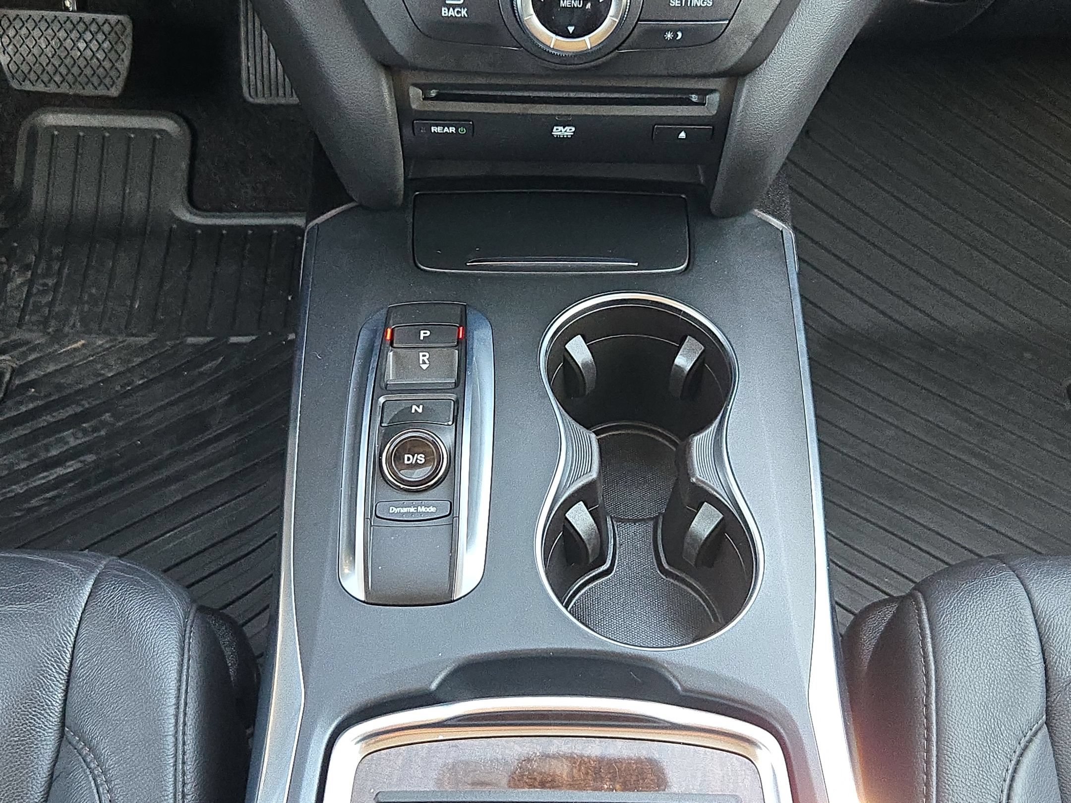 Used 2018 Acura MDX w/ Tech & Entertainment Pkg FWD image 16