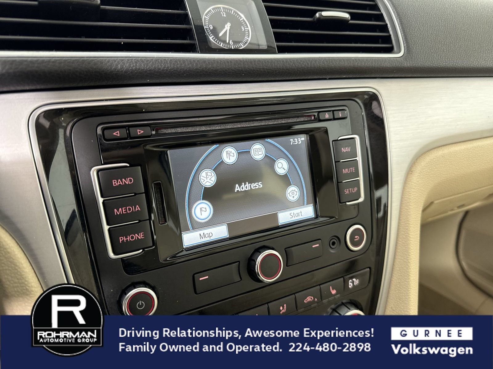 Used 2012 Volkswagen Passat TDI SE FWD image 6
