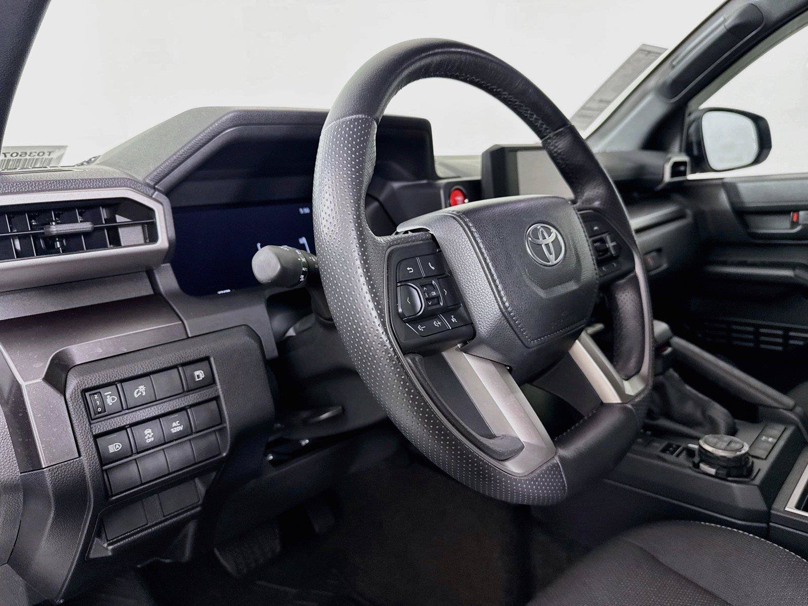Certified 2025 Toyota 4Runner TRD Off-Road AWD/4WD image 4