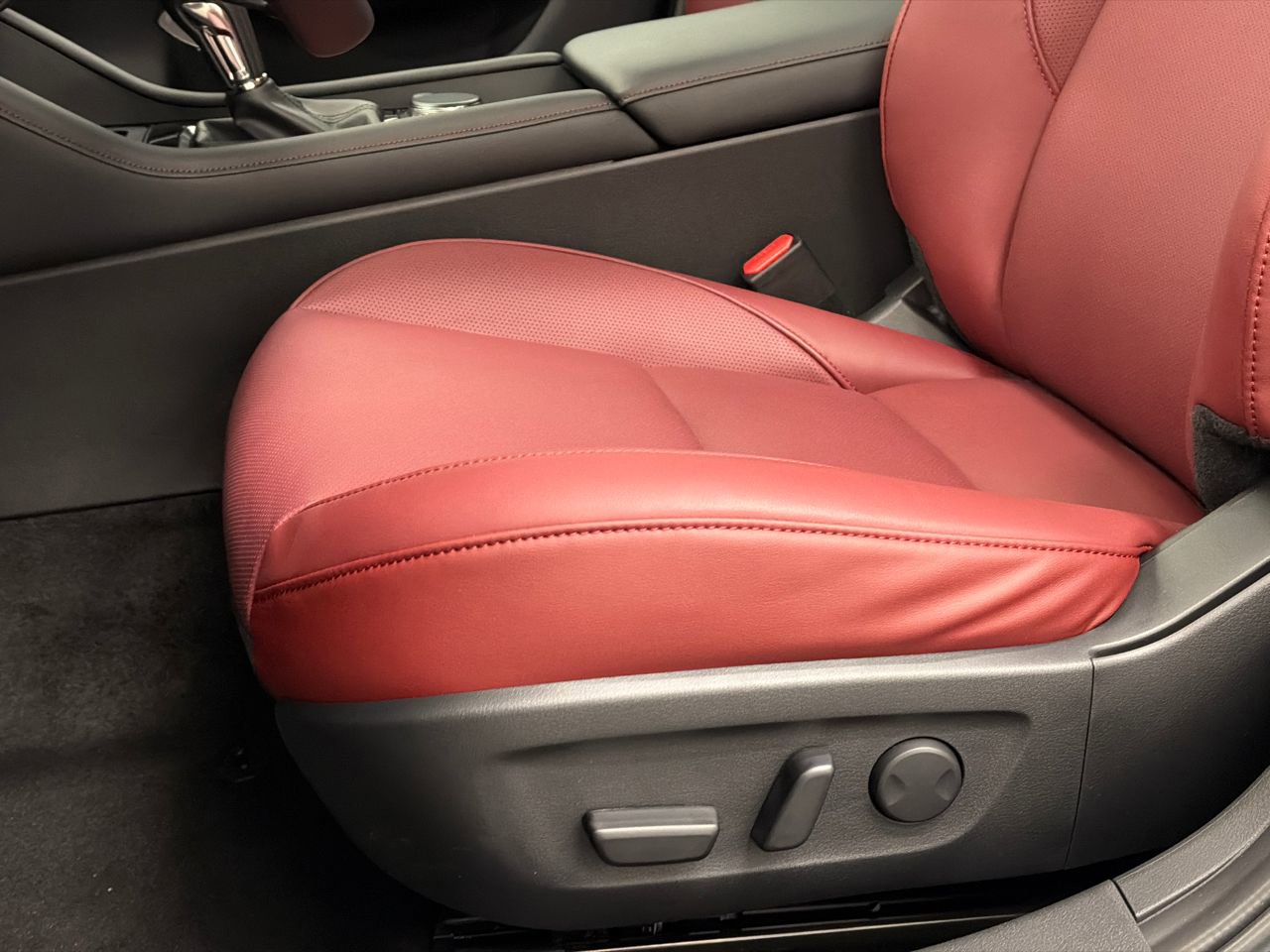 New 2026 MAZDA MAZDA3 Carbon AWD/4WD image 16