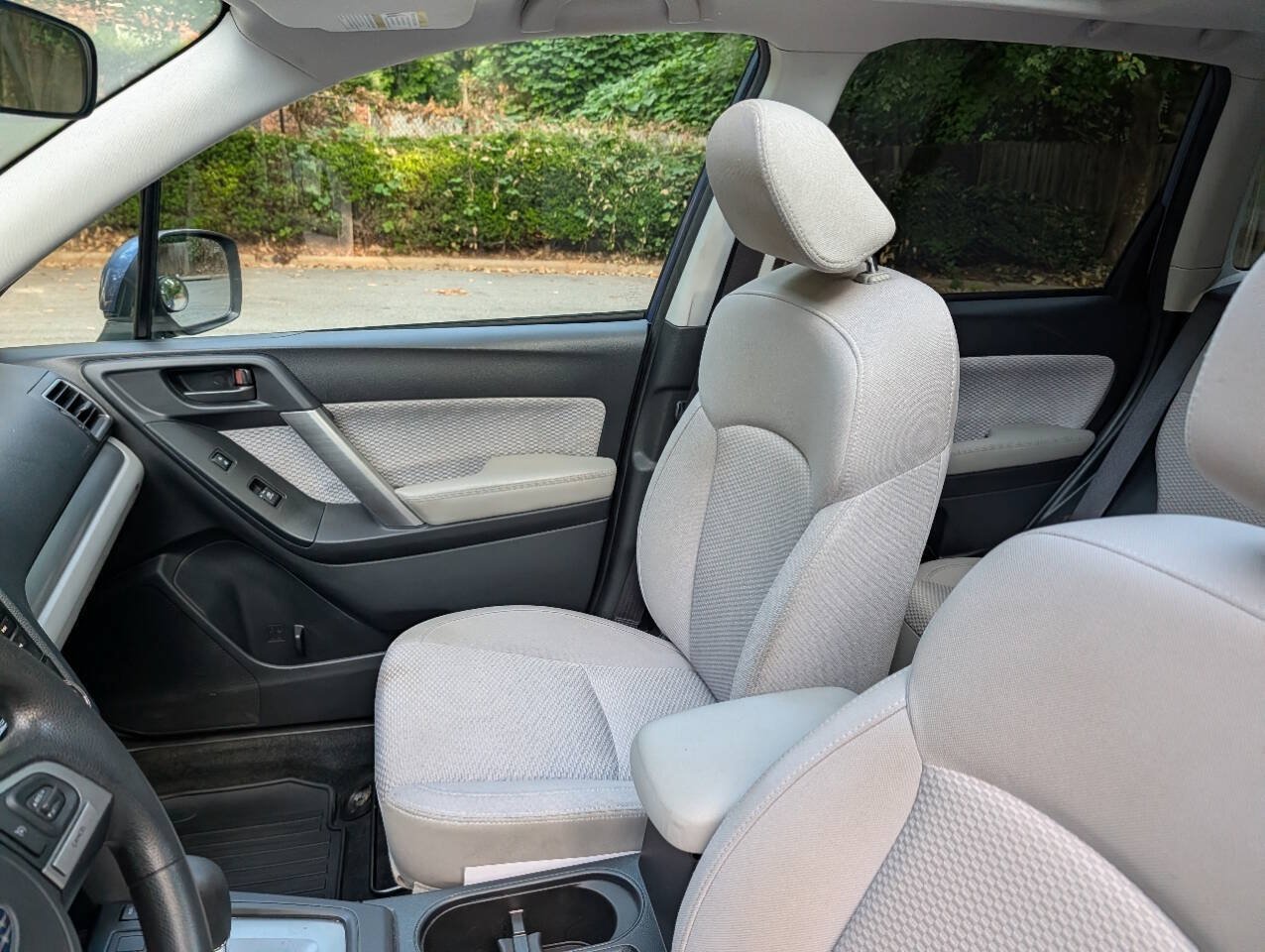 Used 2017 Subaru Forester 2.5i Premium w/ Protection Package #1 AWD/4WD image 20