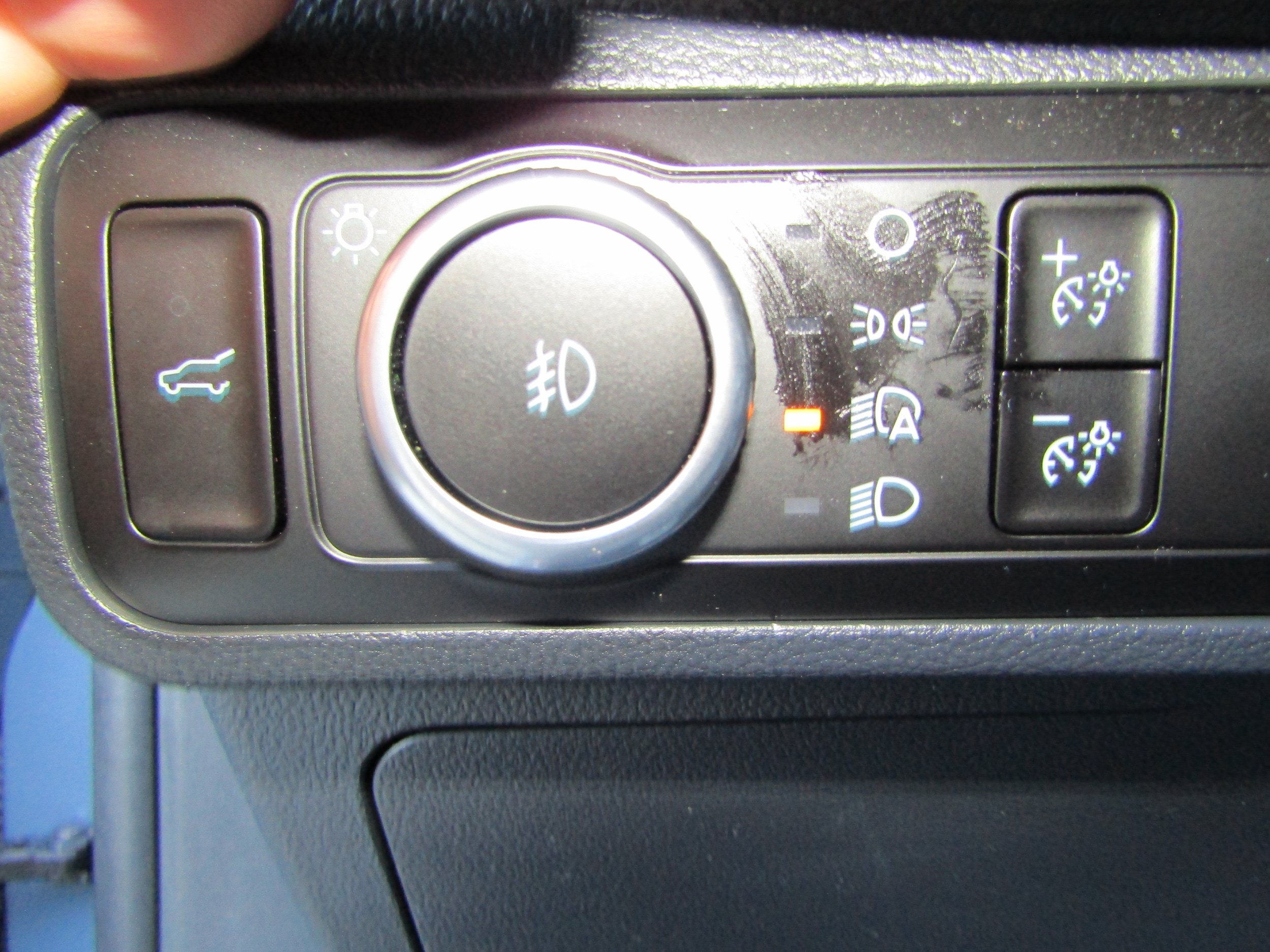Used 2025 Ford Explorer ST w/ Sun And Sound Package AWD/4WD image 42