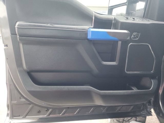 Used 2019 Ford F250 Platinum w/ Platinum Ultimate Package AWD/4WD image 9