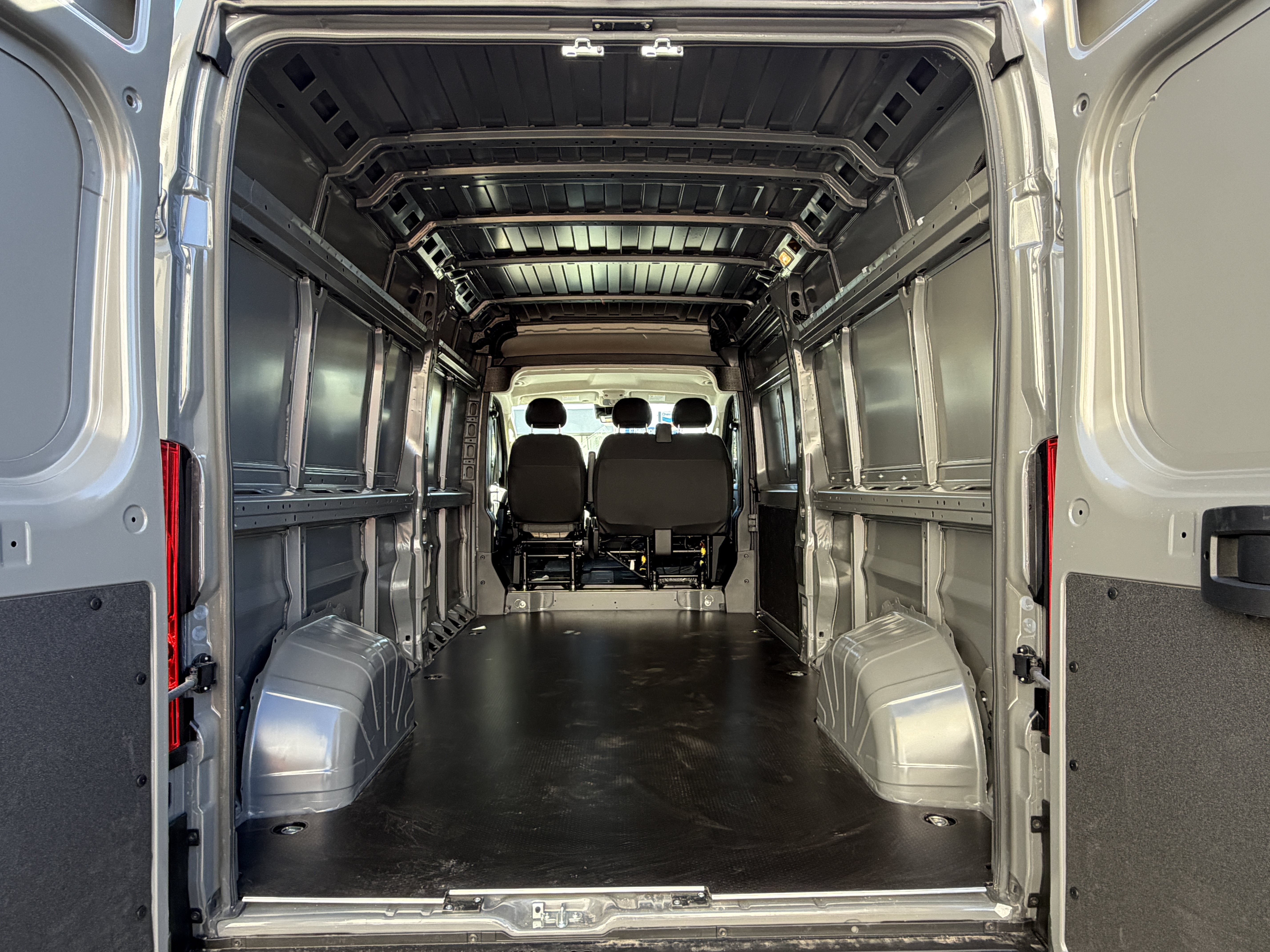 New 2026 RAM ProMaster 2500 w/ Safety Group FWD image 12