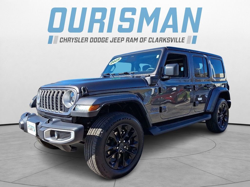 Used 2025 Jeep Wrangler Unlimited Sahara image 3