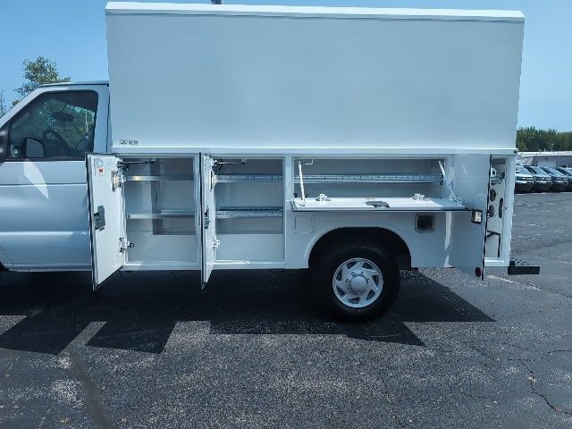 New 2025 Ford E-350 and Econoline 350 Super Duty w/ Power Equipment Group RWD image 24