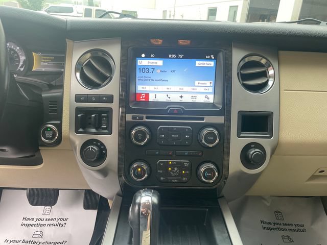 Used 2016 Ford Expedition Limited w/ Equipment Group 301A AWD/4WD image 19