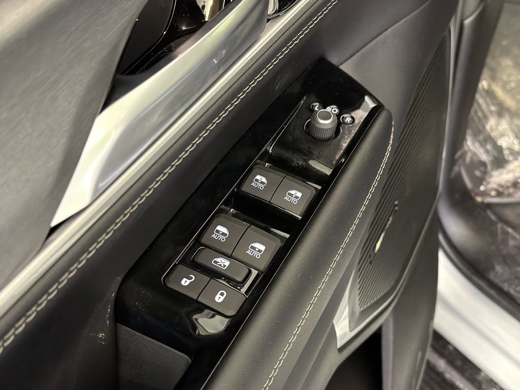 New 2026 Jeep Grand Wagoneer 4WD w/ HD Trailer Tow Package image 20