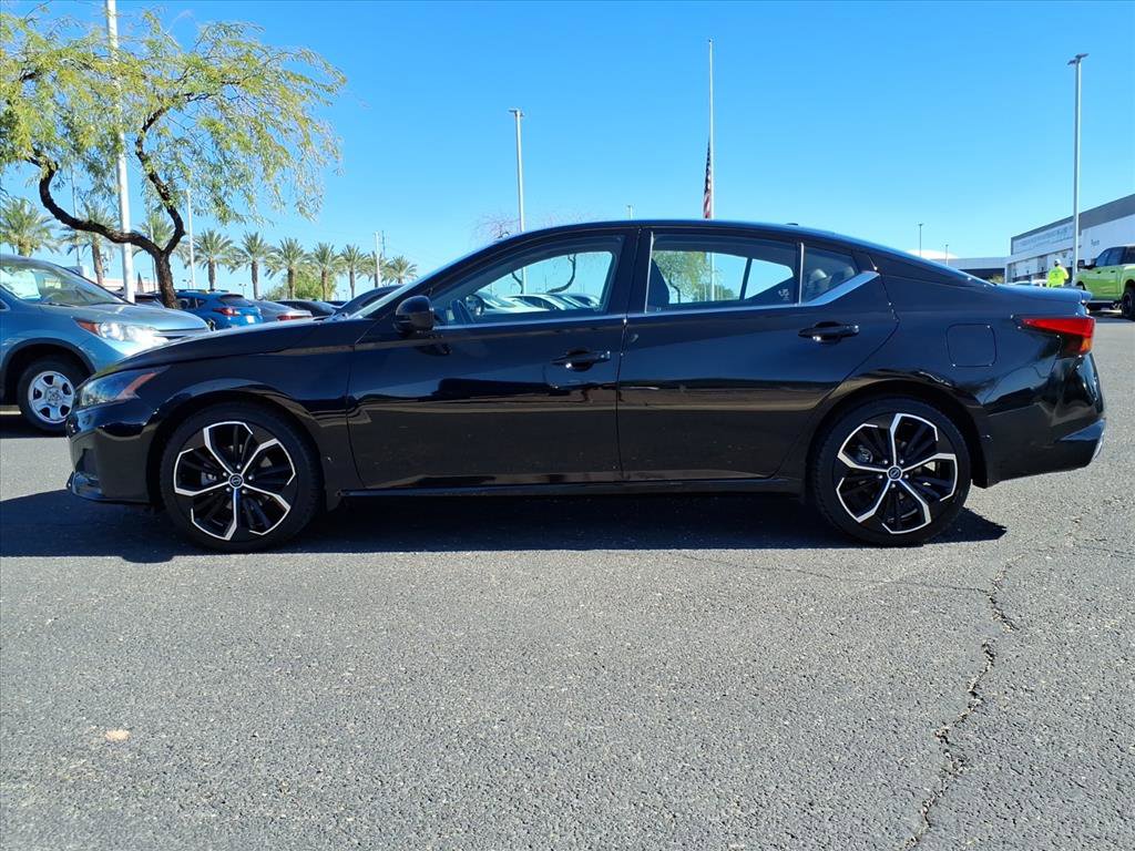 Used 2023 Nissan Altima 2.5 SR image 4