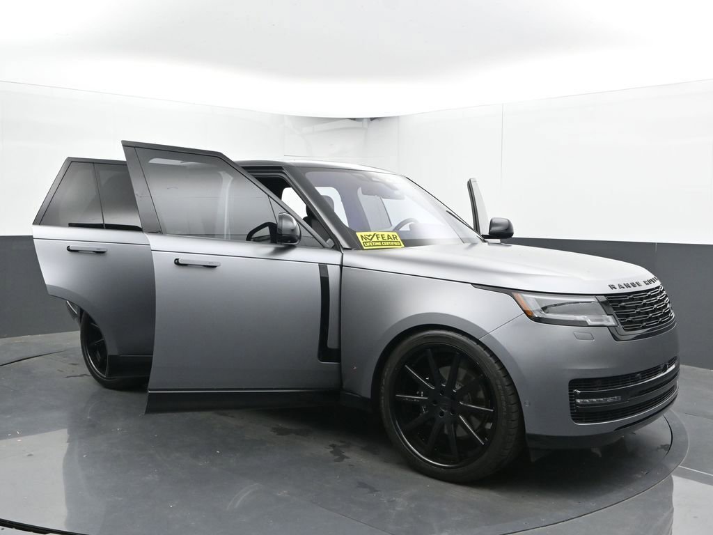 Used 2023 Land Rover Range Rover SE image 49