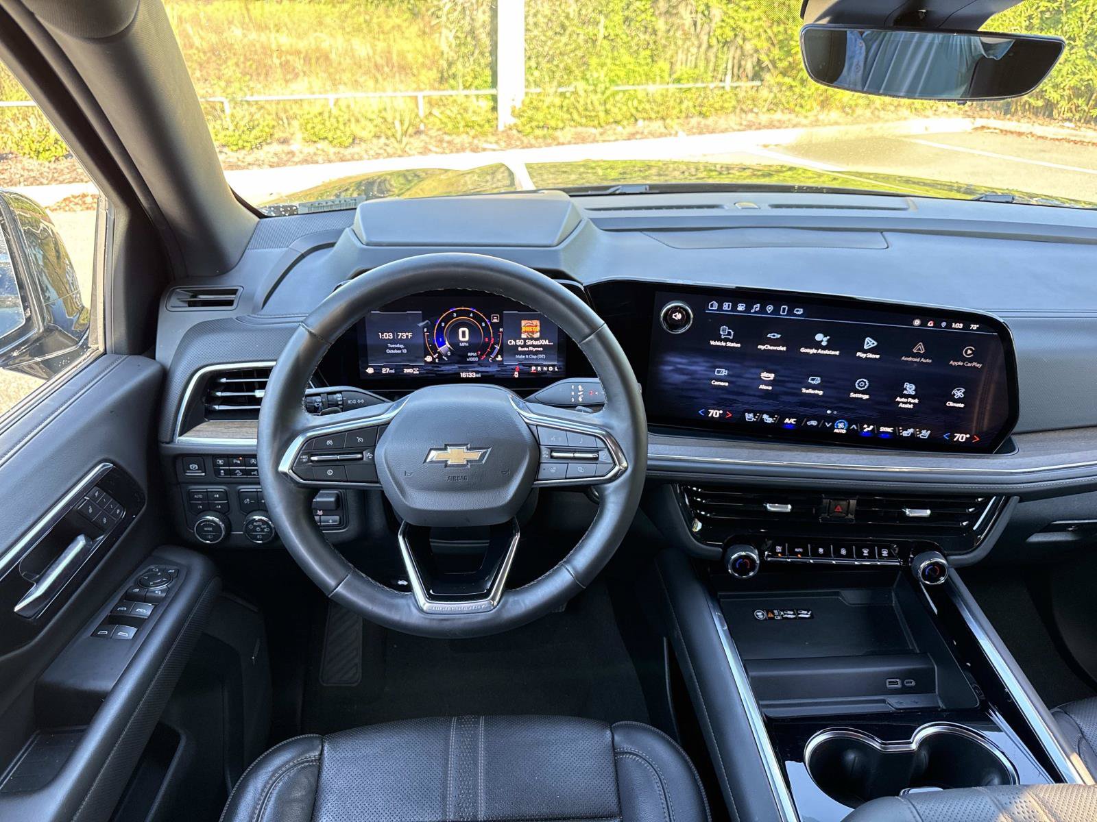 Used 2025 Chevrolet Tahoe High Country AWD/4WD image 14
