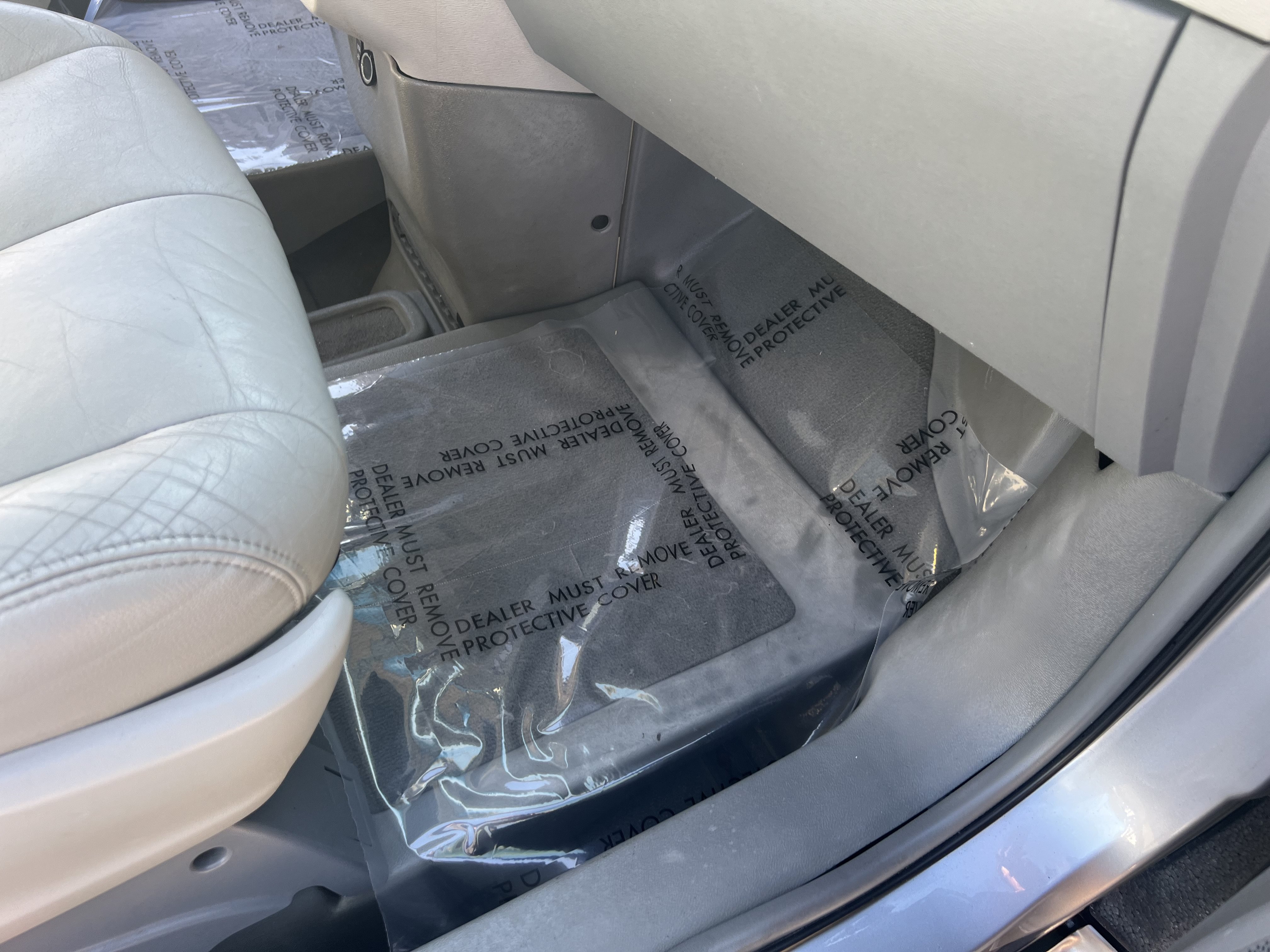 Used 2011 Toyota Sienna XLE FWD image 48