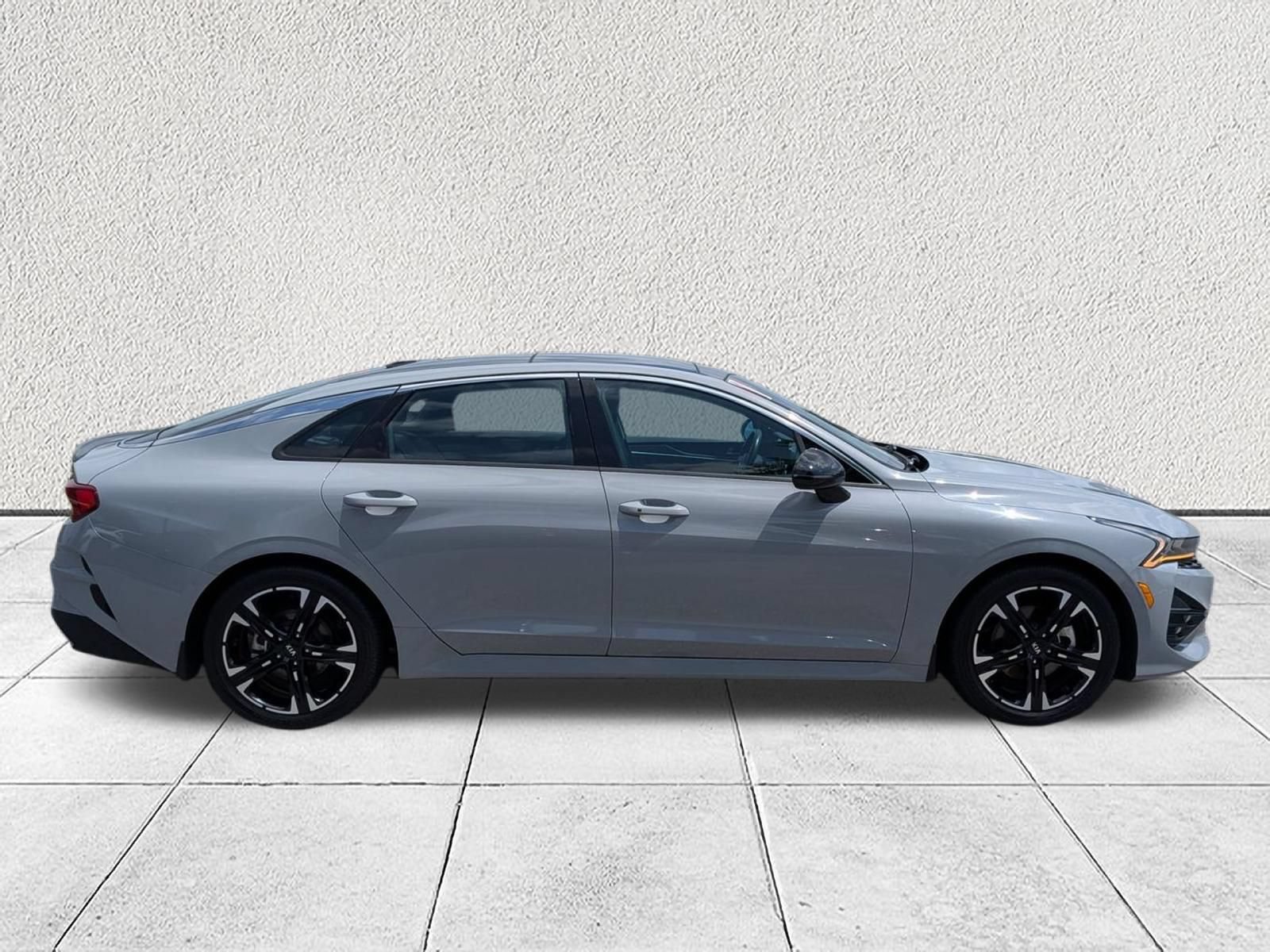 Used 2021 Kia K5 GT-Line AWD/4WD image 2