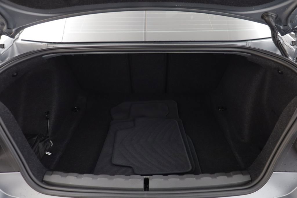 Used 2025 BMW M2 w/ Lighting Package image 17