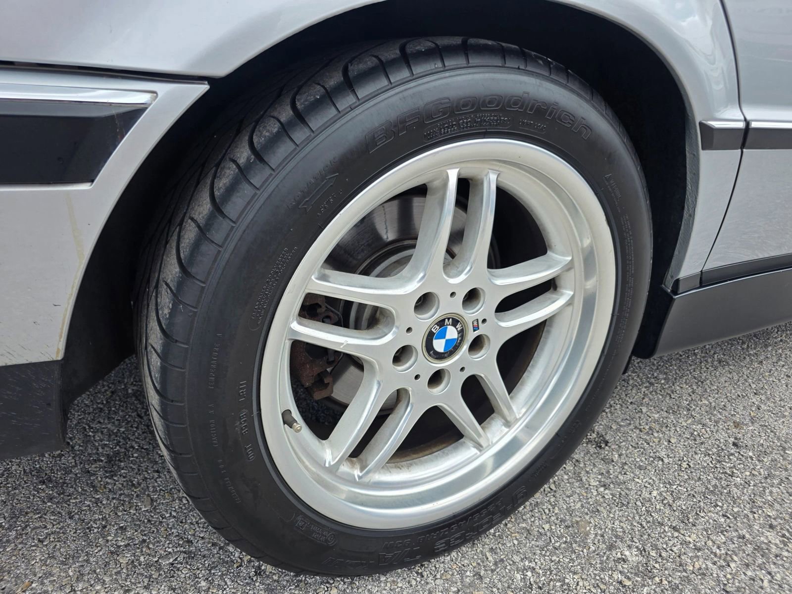 Used 2000 BMW 740i RWD image 12