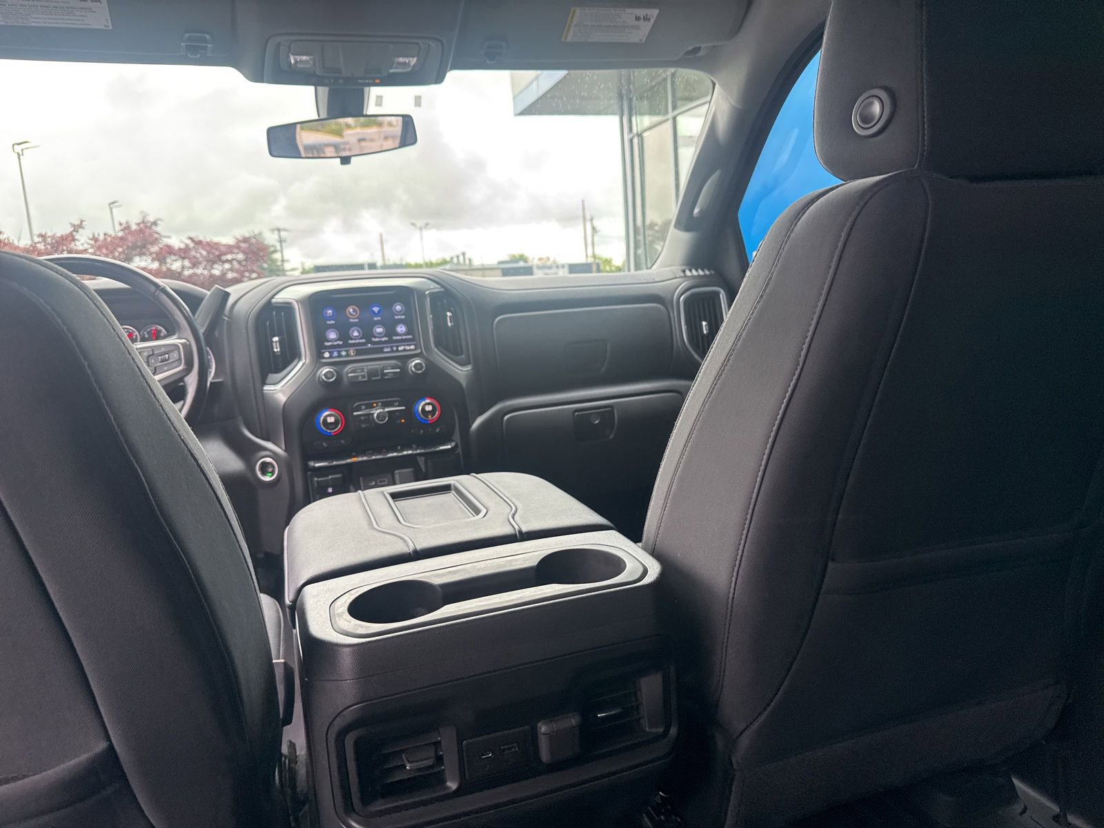 Used 2019 Chevrolet Silverado 1500 LT Trail Boss AWD/4WD image 31