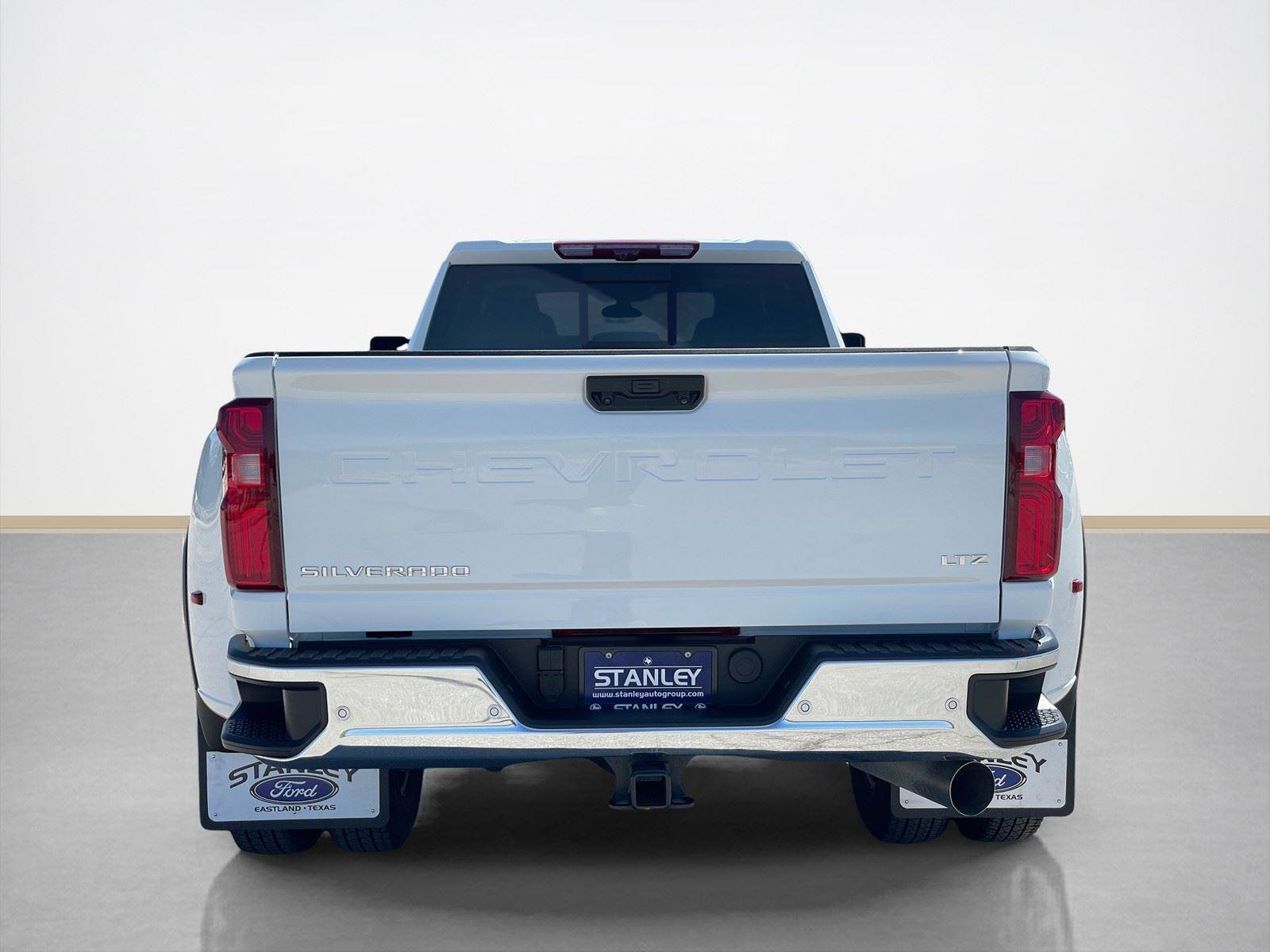 Used 2025 Chevrolet Silverado 3500 LTZ w/ LTZ Texas Edition image 6