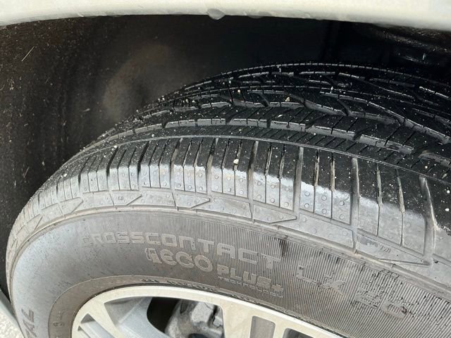 Used 2023 Chevrolet Traverse High Country image 11