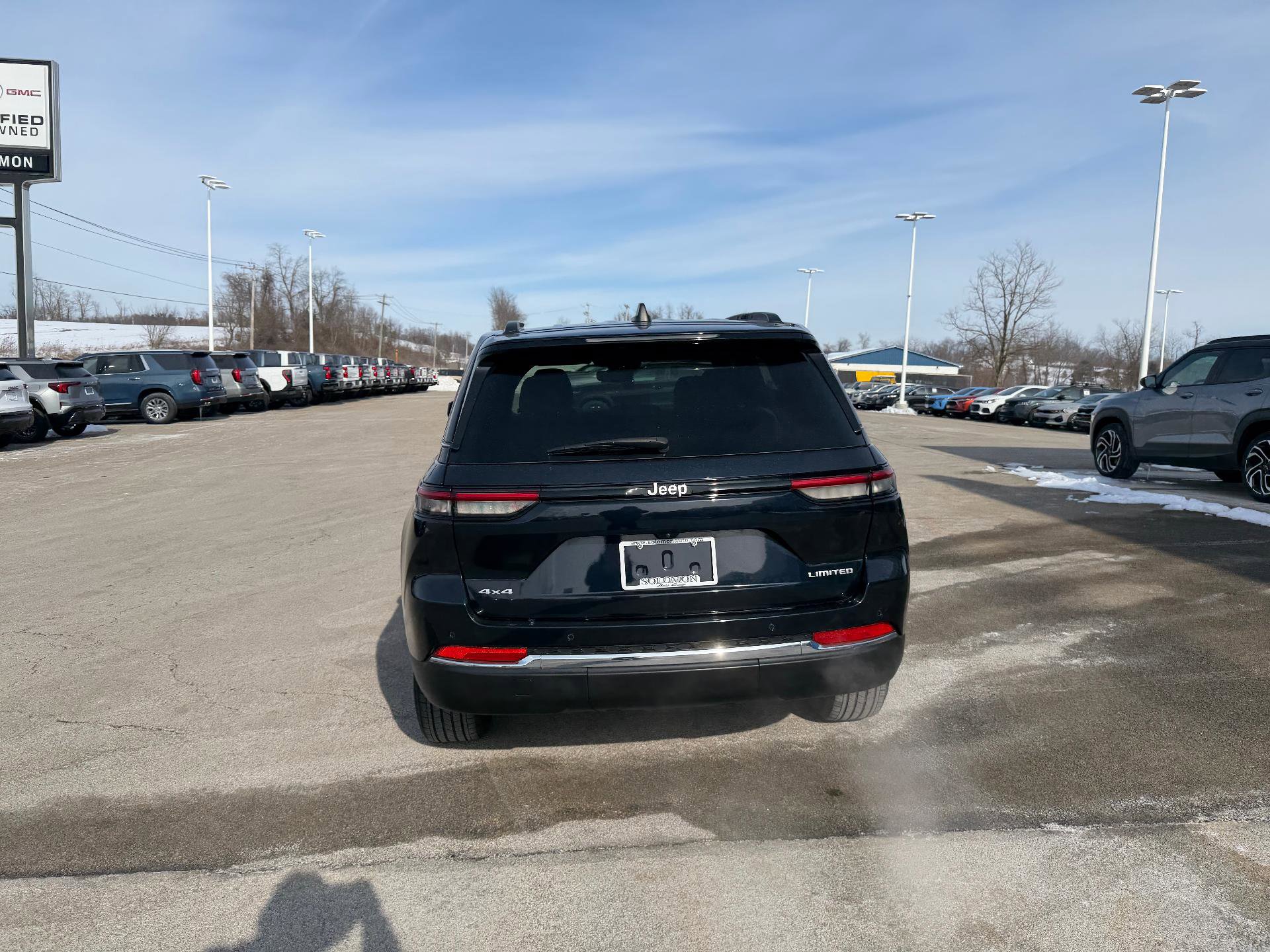 Used 2024 Jeep Grand Cherokee Limited image 4