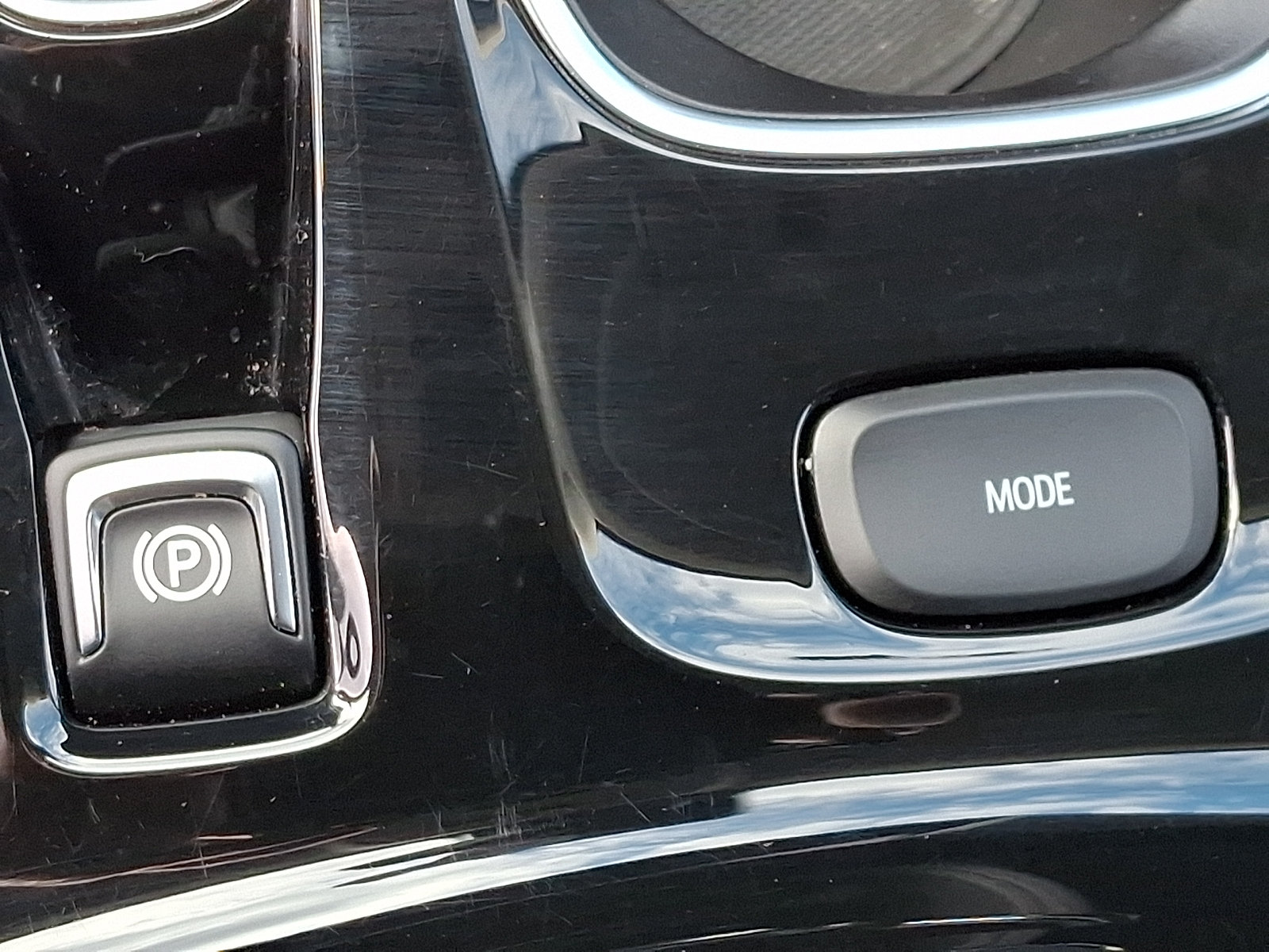 Certified 2023 Buick Envision Avenir AWD/4WD image 30