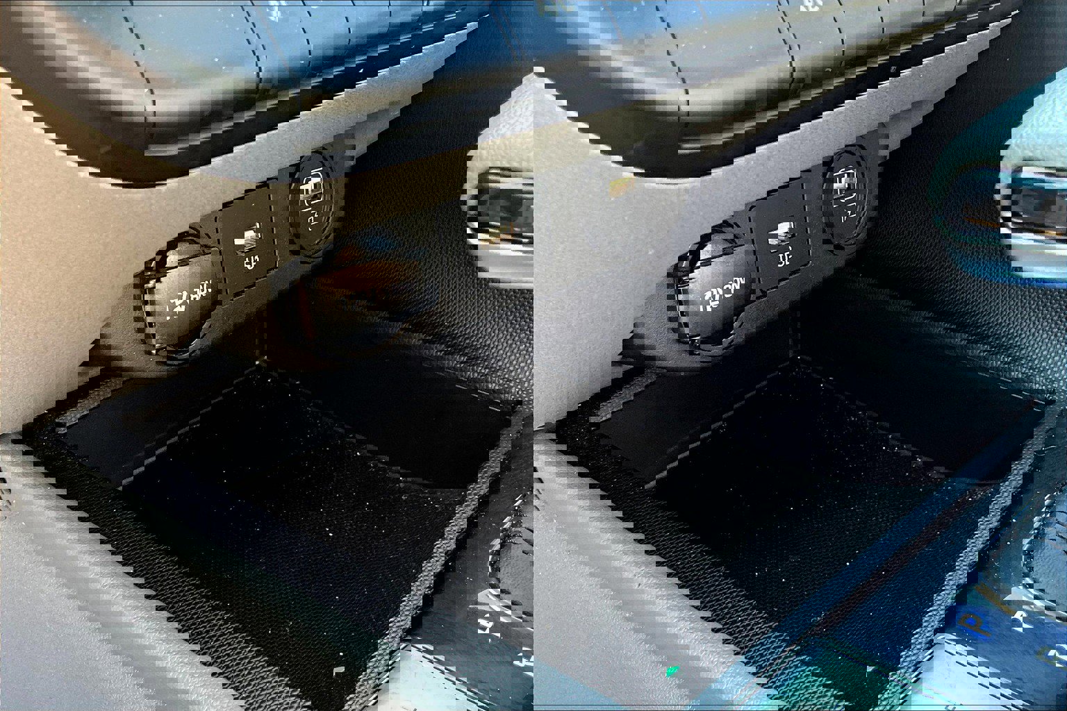 Used 2021 Hyundai Elantra SE image 32