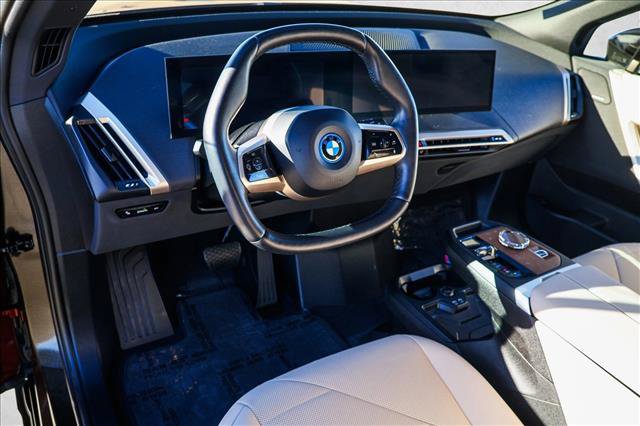Certified 2024 BMW iX xDrive50 w/ Premium Package AWD/4WD image 10