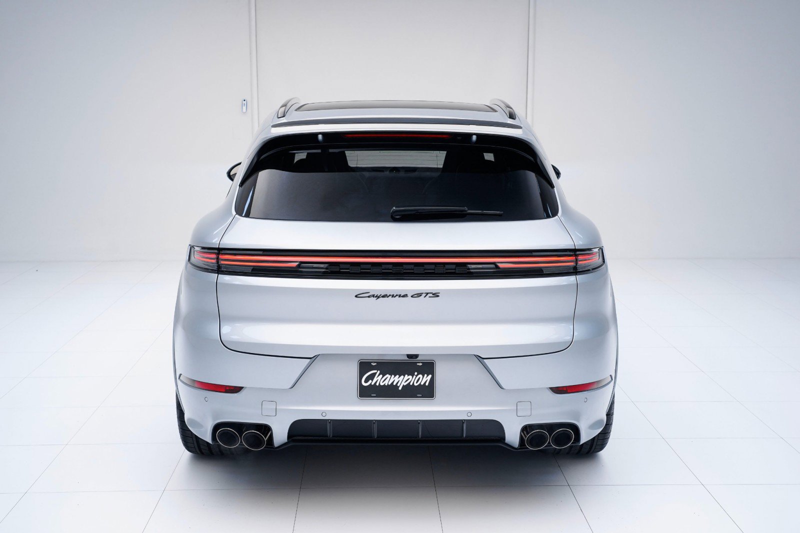 New 2026 Porsche Cayenne GTS image 6