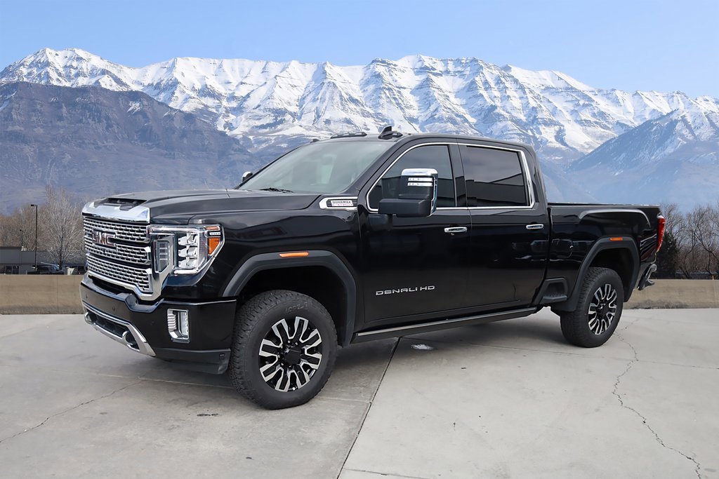 Used 2021 GMC Sierra 3500 Denali w/ Denali Black Diamond Edition image 2