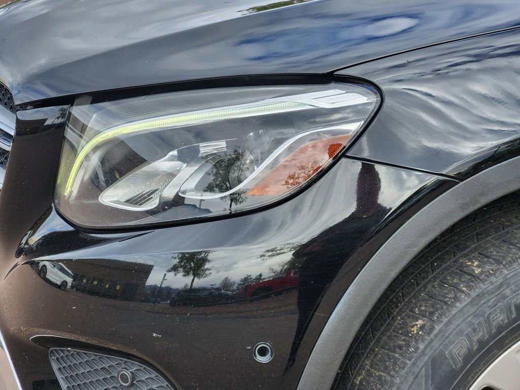 Certified 2018 Mercedes-Benz GLC 300 4MATIC image 8