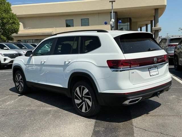 Used 2024 Volkswagen Atlas SE AWD/4WD image 5