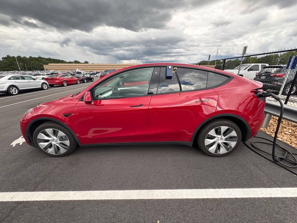 Used 2023 Tesla Model Y Long Range AWD/4WD image 5
