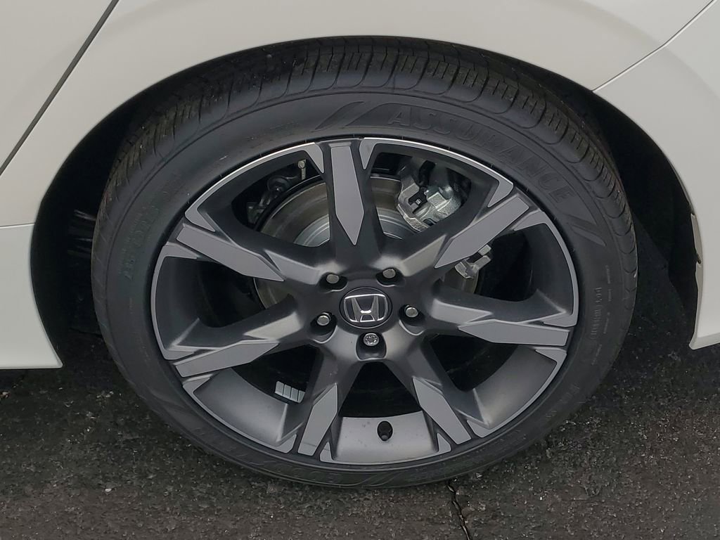 New 2026 Honda Civic Sport Touring image 5