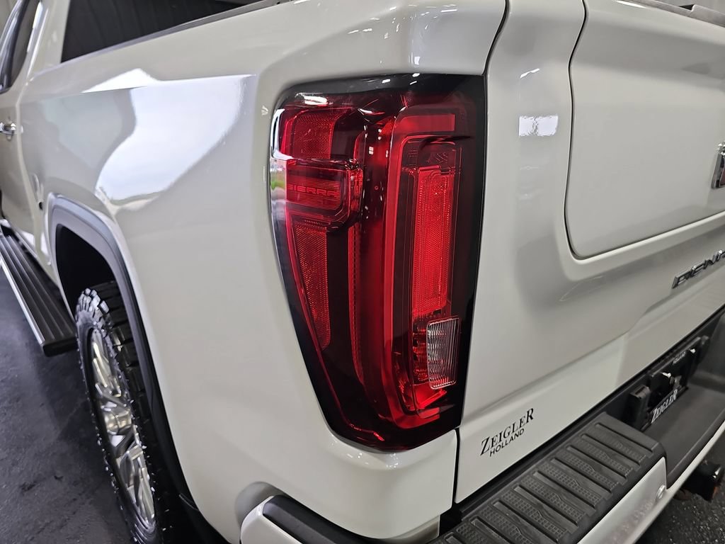 Used 2020 GMC Sierra 1500 Denali w/ Denali Ultimate Package AWD/4WD image 35