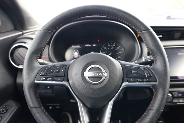 Used 2023 Nissan Kicks SR w/ SR Premium Package image 17