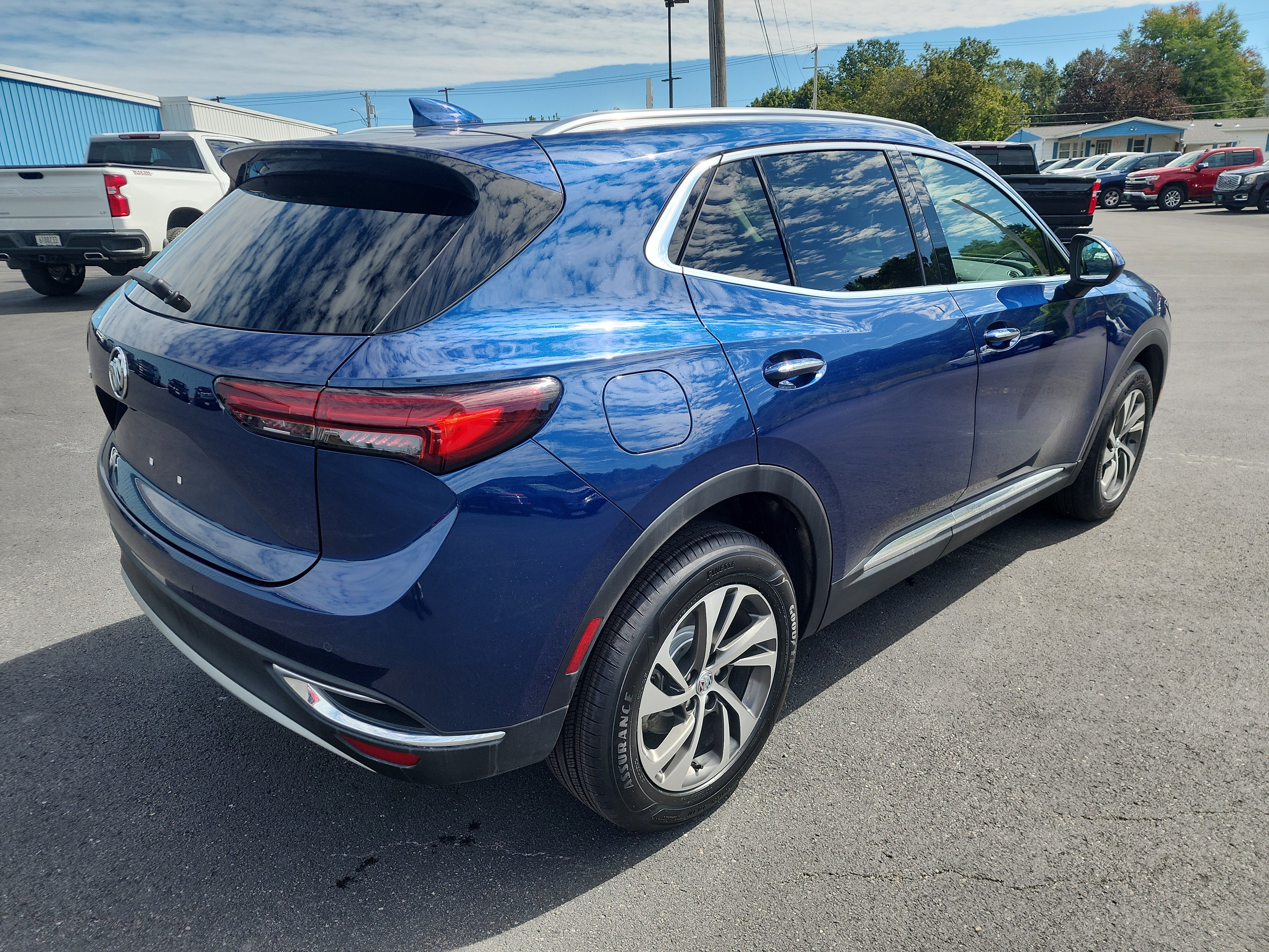 Certified 2022 Buick Envision Essence w/ Safety Package AWD/4WD image 8