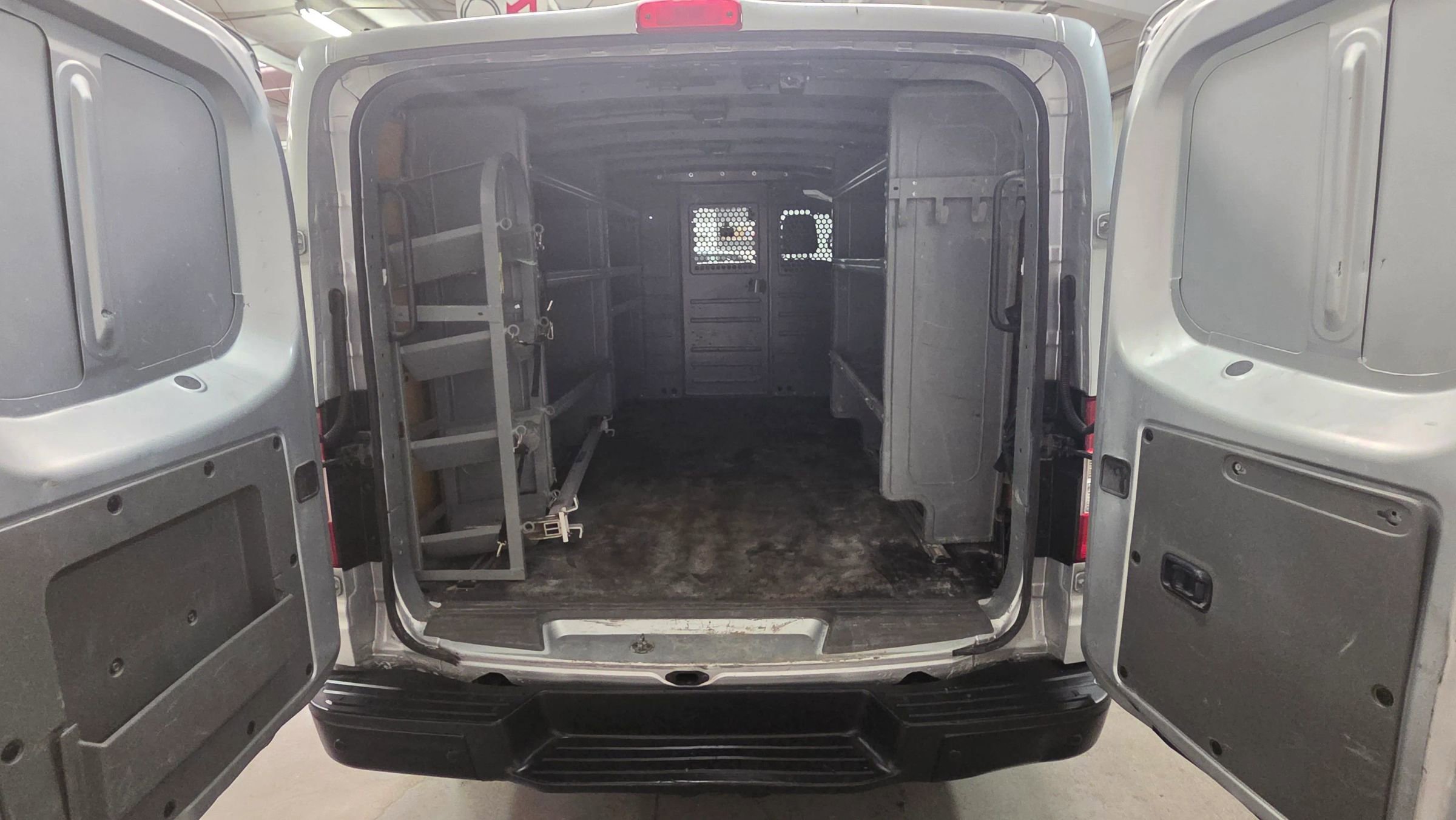 Used 2018 Nissan NV 2500 SV w/ Navigation Package image 30