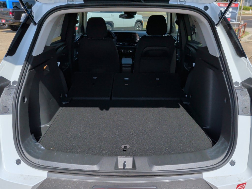 New 2026 Chevrolet TrailBlazer LS w/ LS Convenience Package FWD image 34
