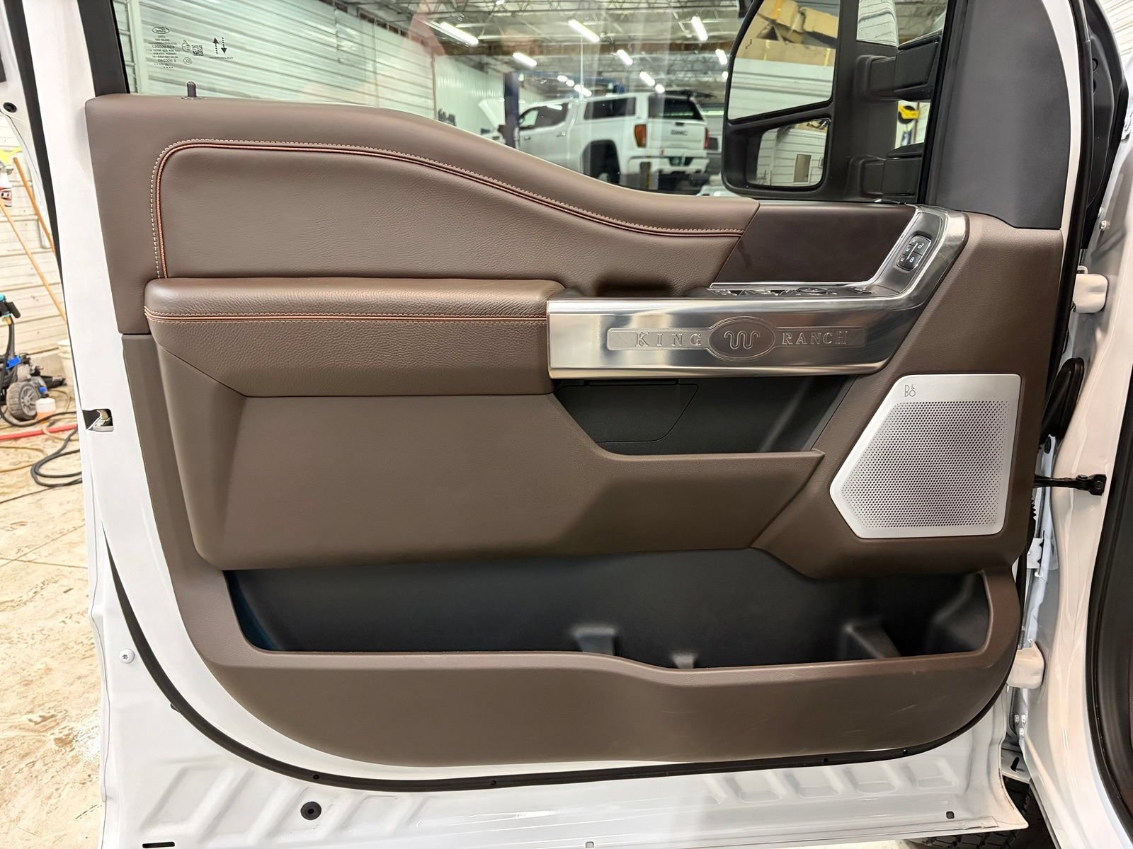 Used 2026 Ford F350 King Ranch w/ Chrome Package AWD/4WD image 11