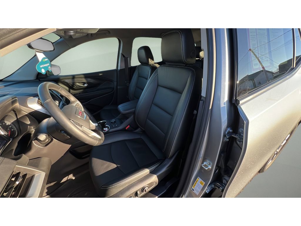 Certified 2024 GMC Terrain SLT w/ Infotainment Package II image 24