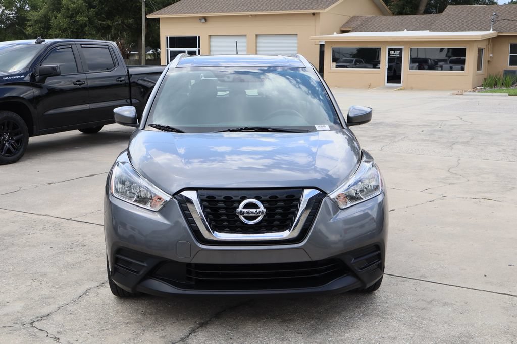 Used 2018 Nissan Kicks SV FWD image 4