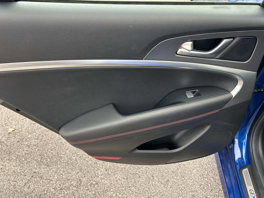 Used 2025 Genesis G70 3.3T Advanced image 22
