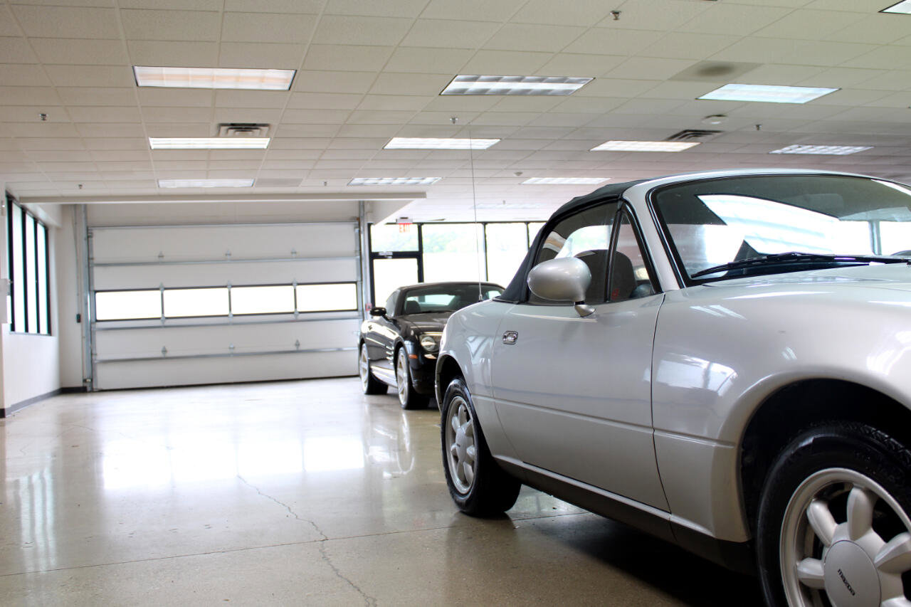 Used 1991 MAZDA MX-5 Miata image 8