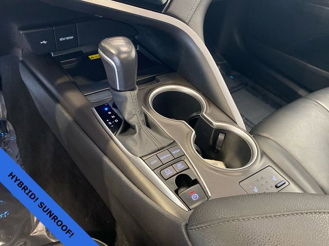 Used 2022 Toyota Camry XLE w/ Cold Weather Package FWD image 24