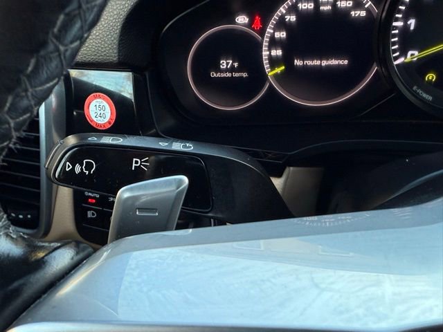 Used 2019 Porsche Cayenne E-Hybrid image 47