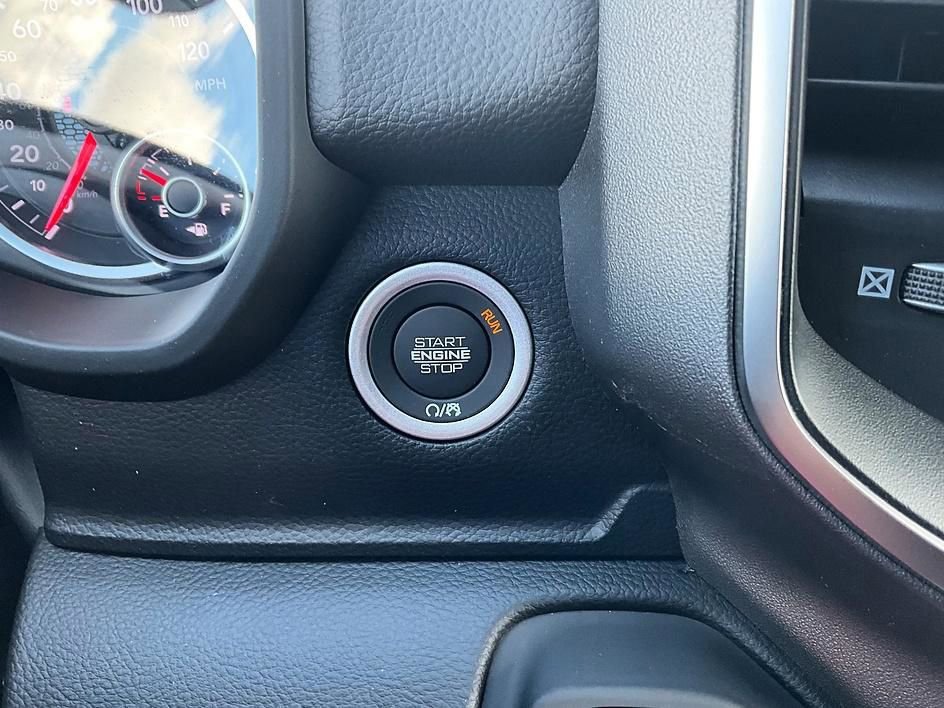 New 2026 RAM 1500 Big Horn w/ Night Edition AWD/4WD image 16