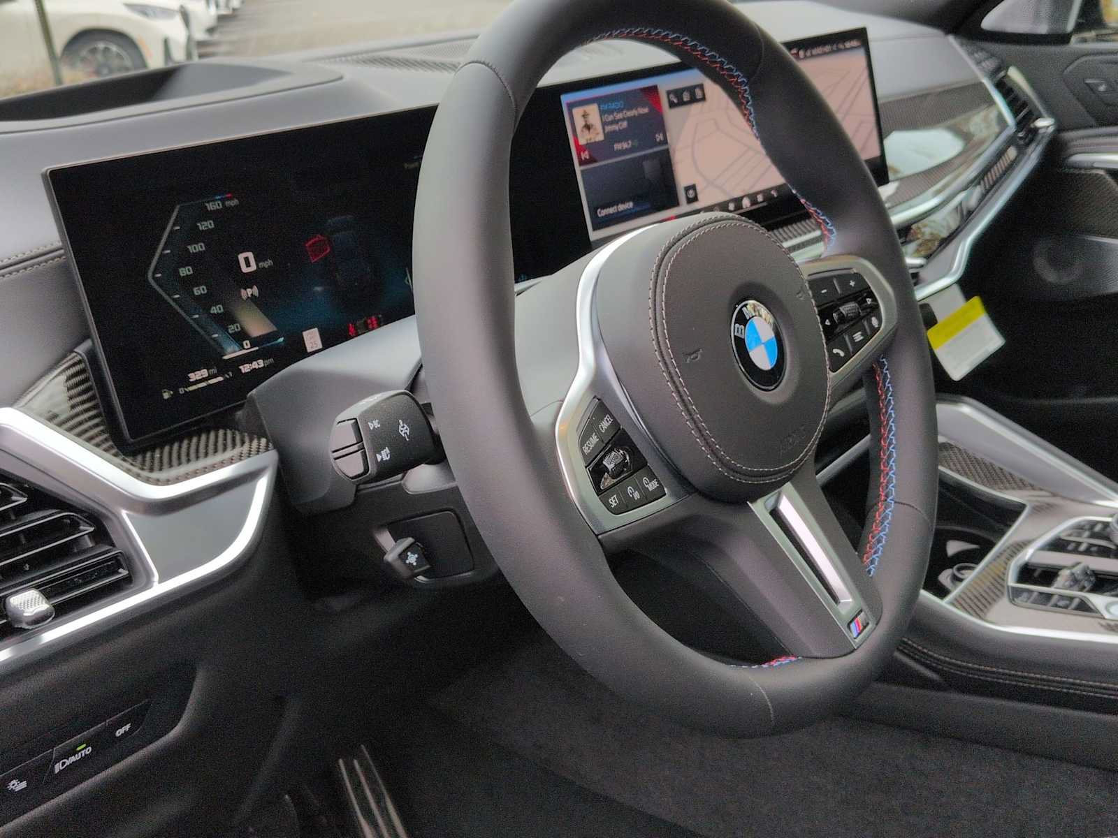 Used 2026 BMW X6 M60i AWD/4WD image 16